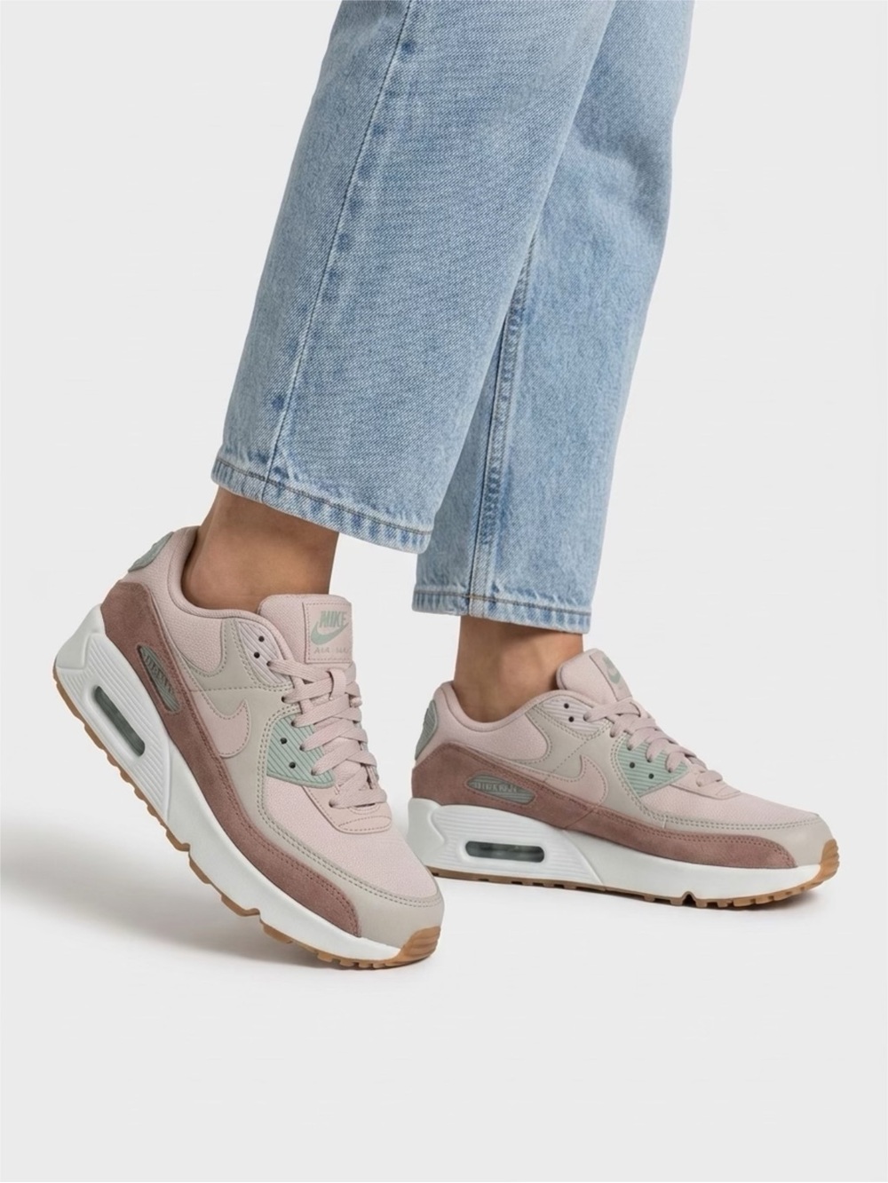 Nike Air Max 90 LV8 Women's Pink/Gray Leather/Suede Platform Sneakers Sz 7.5 - Picture 2 of 13